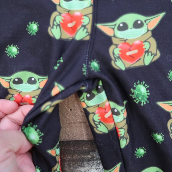 Star Wars Baby Yoda Grogu Black Womans One Size Leggings Sick Germs Mask - Picture 5 of 7